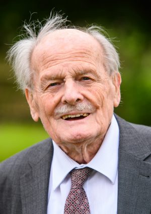Portrait von OStR. Prof. Dr. Hans Morass